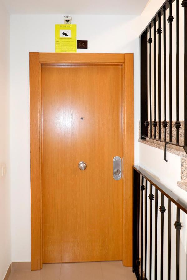 Completo Clara Campoamor Apartment *